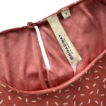 Broadway Damska Koralowa Sukienka z Delikatnym Wzorem S 36 EU - zdjęcie 3