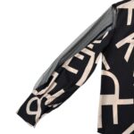 Damska Czarna Koszula z Literami i Tiulowymi Rękawami S 26 EU - zdjęcie 3