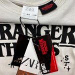 ZARA Koszulka Longsleeve Dziecięca Stranger Things 130 CM 8 9 Lat - zdjęcie 2