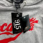 New Look Młodzieżowa Bluza Damska Szara Coca - Cola 164 170 CM 14 15 LAT - zdjęcie 2