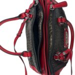 Guess Torebka Monogram Brązowo Czerwona - zdjęcie 2